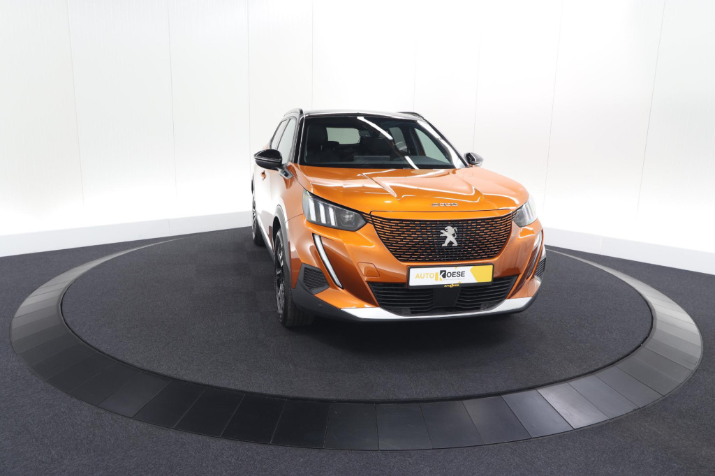 Peugeot E-2008