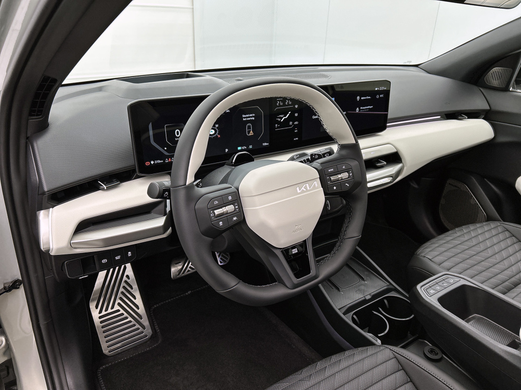 Kia Ev4
