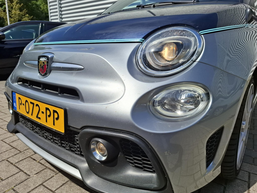 Abarth 695
