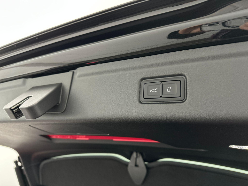 Audi A6 Avant E-tron