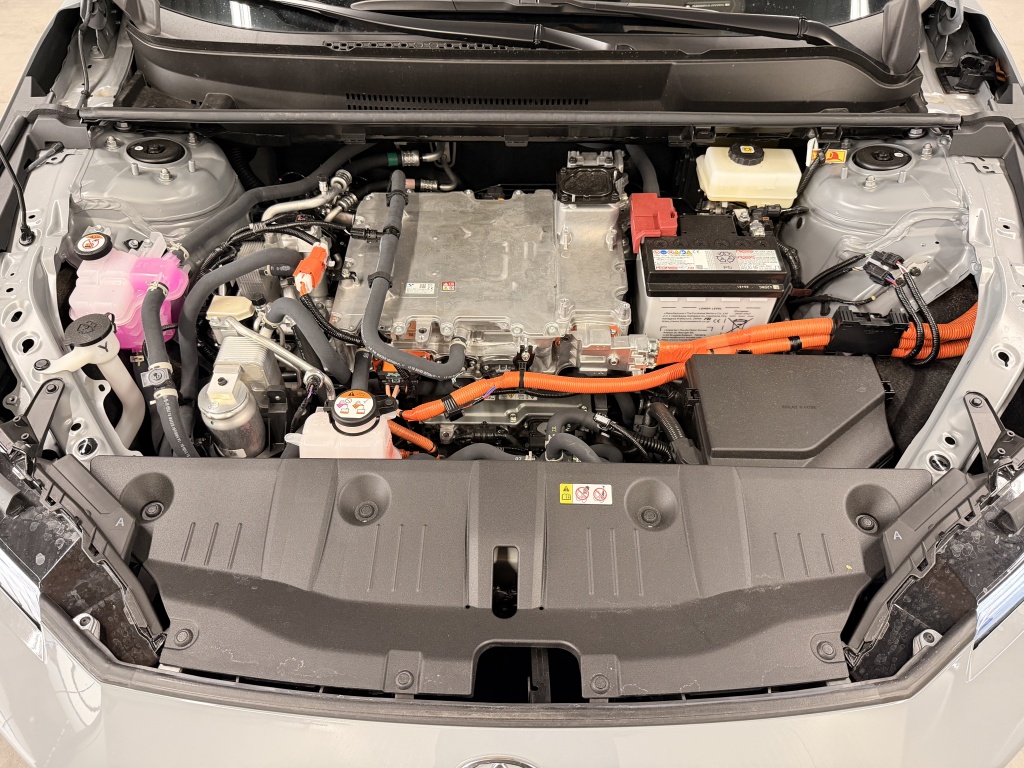 Toyota C-hr+