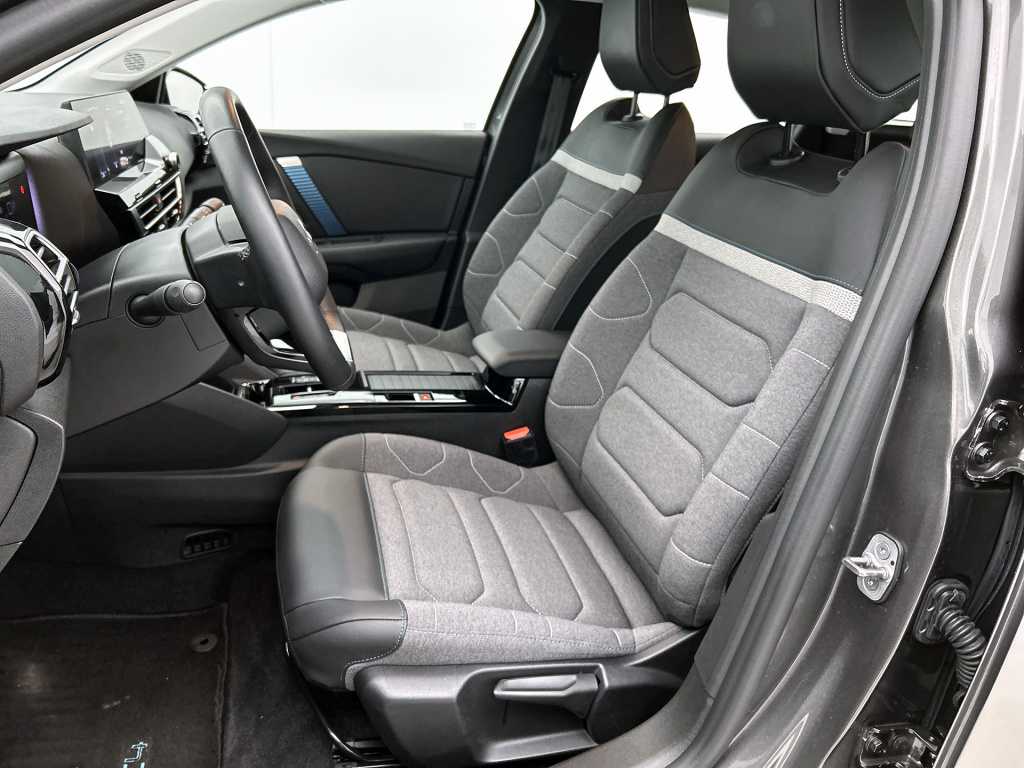 Citroen Ë-c4
