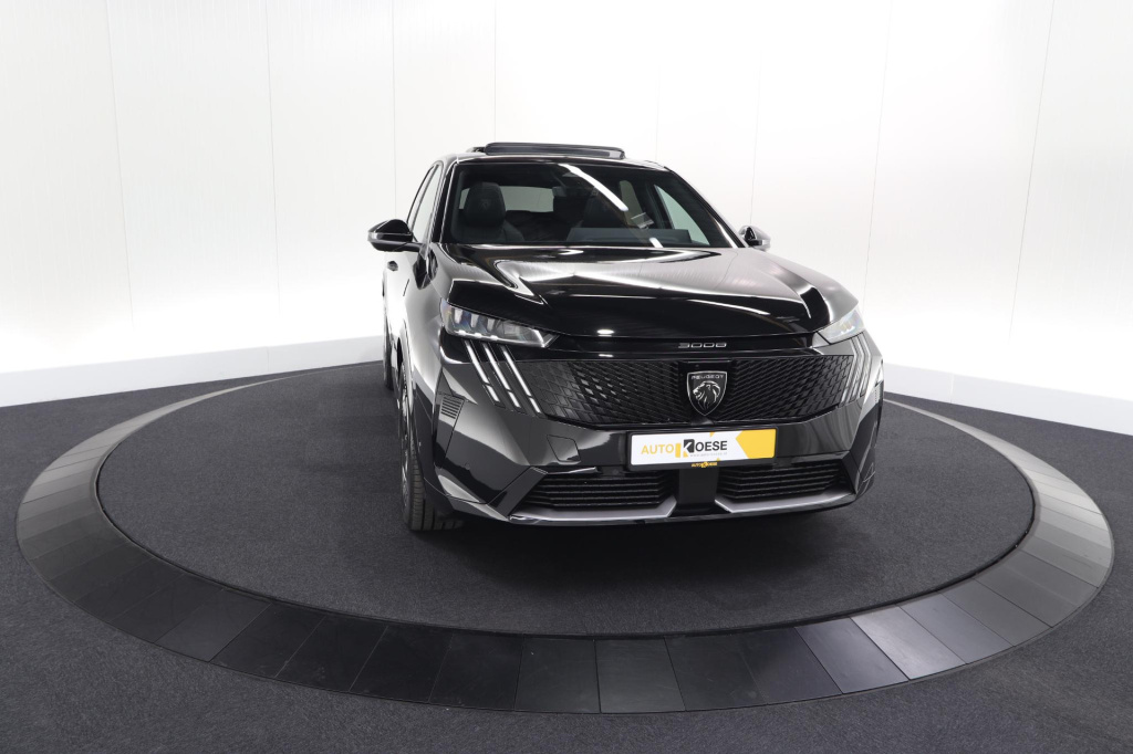 Peugeot E-3008