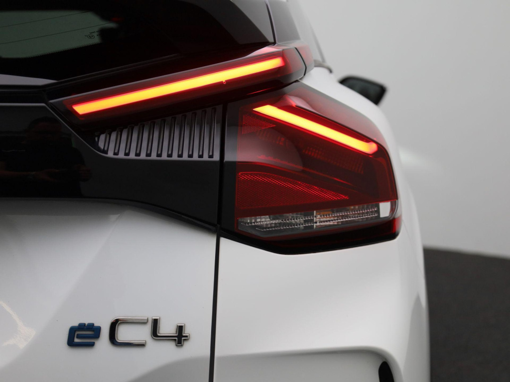 Citroen Ë-c4