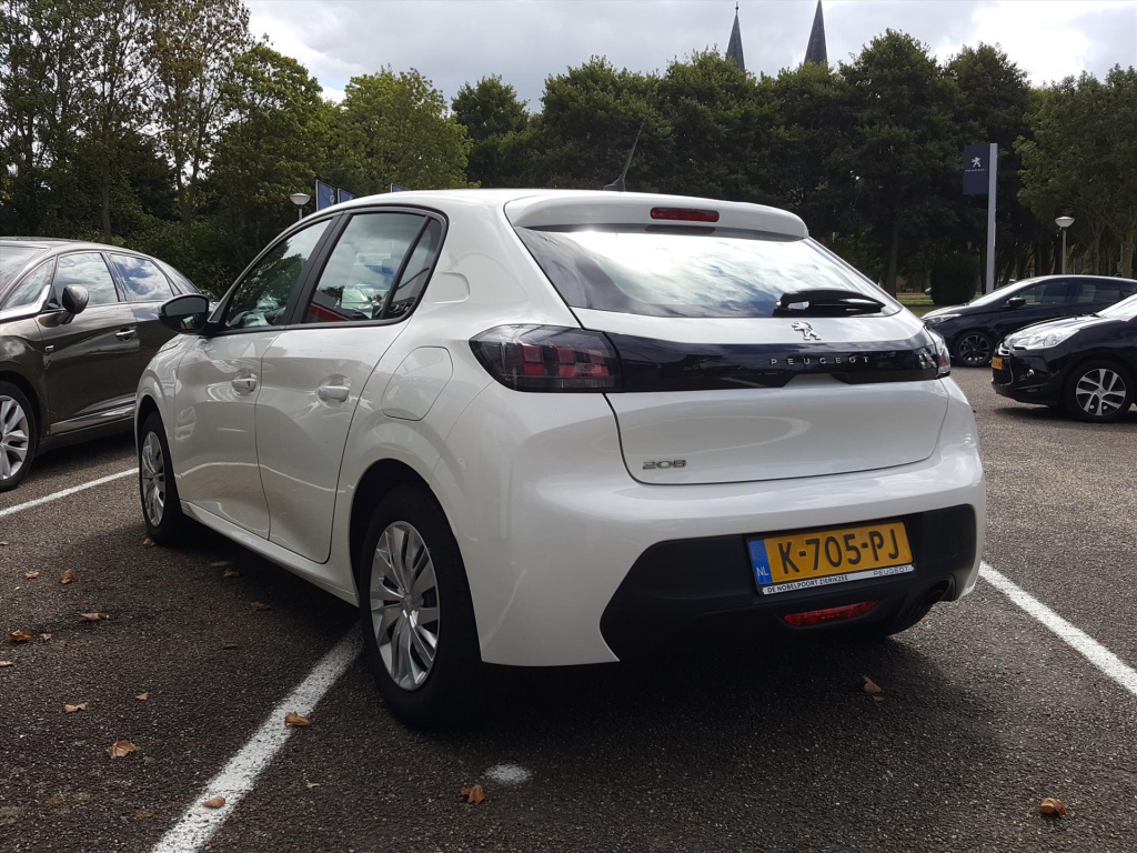 Peugeot 208