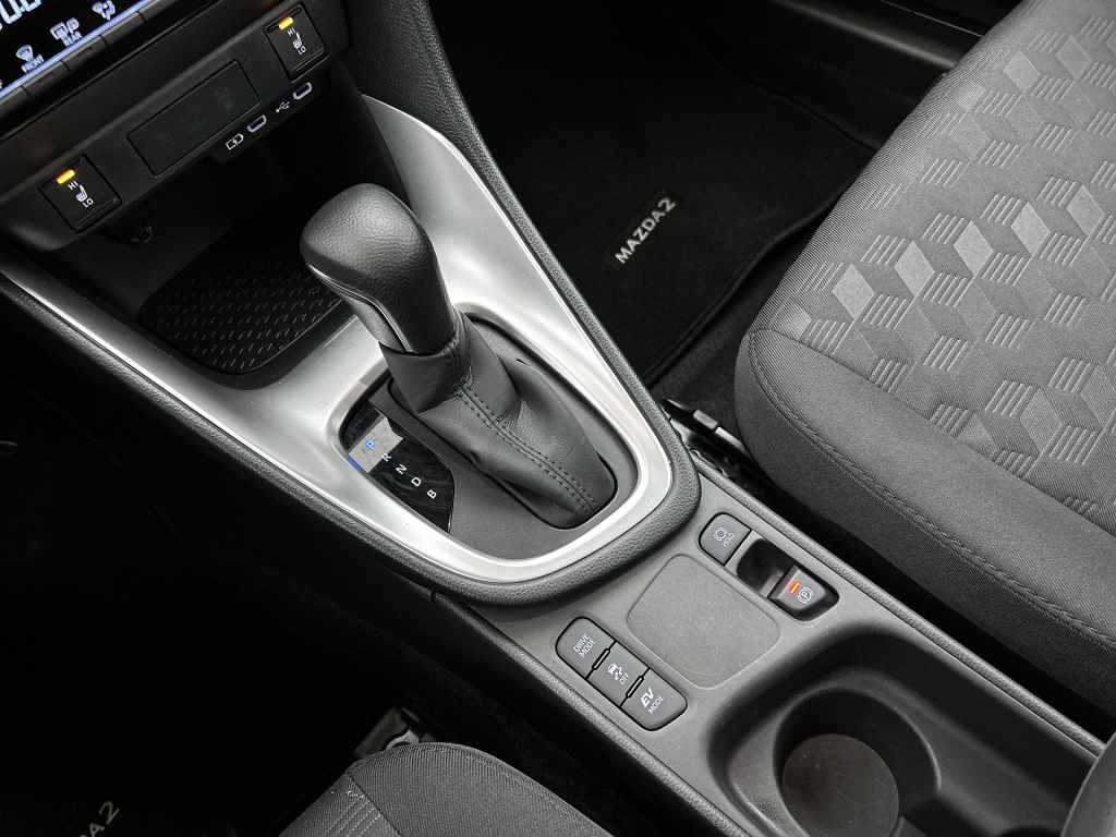Mazda 2 Hybrid
