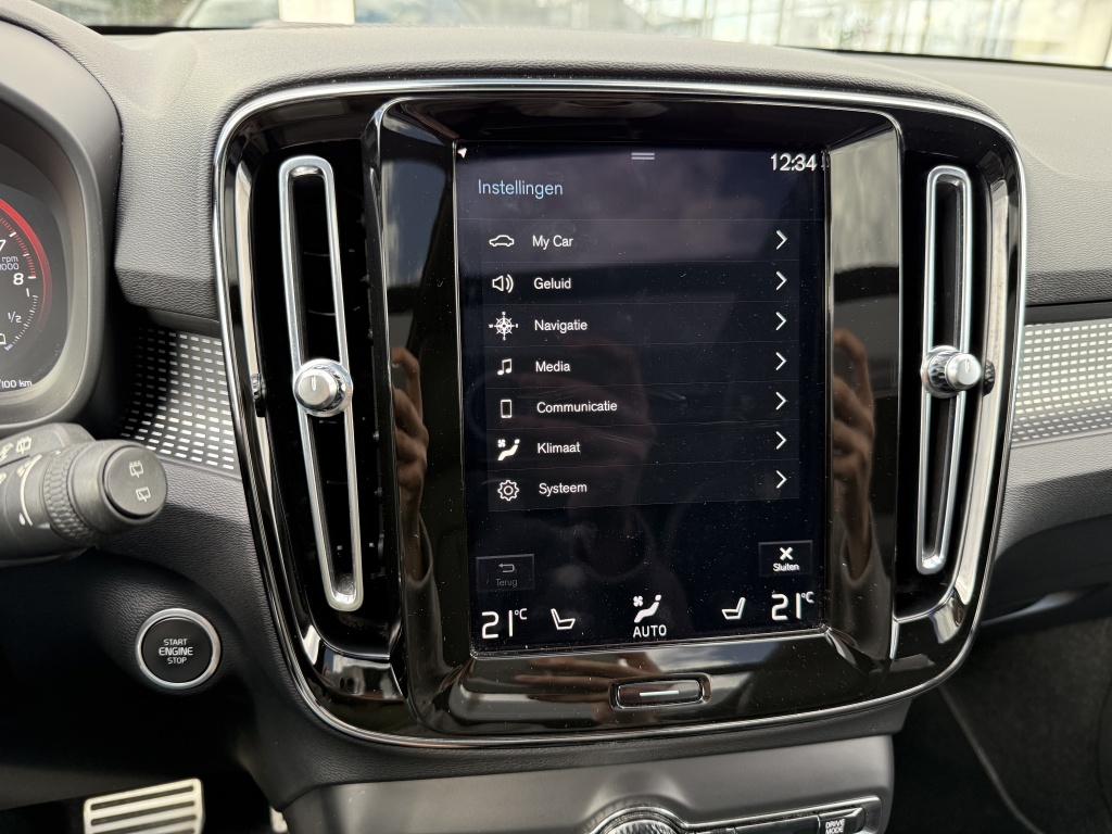 Volvo XC40