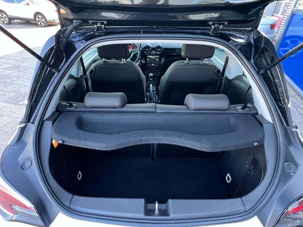 Opel Adam