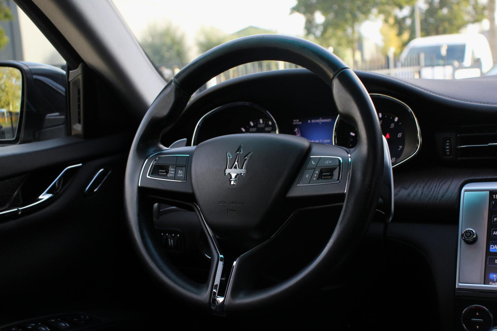 Maserati Quattroporte