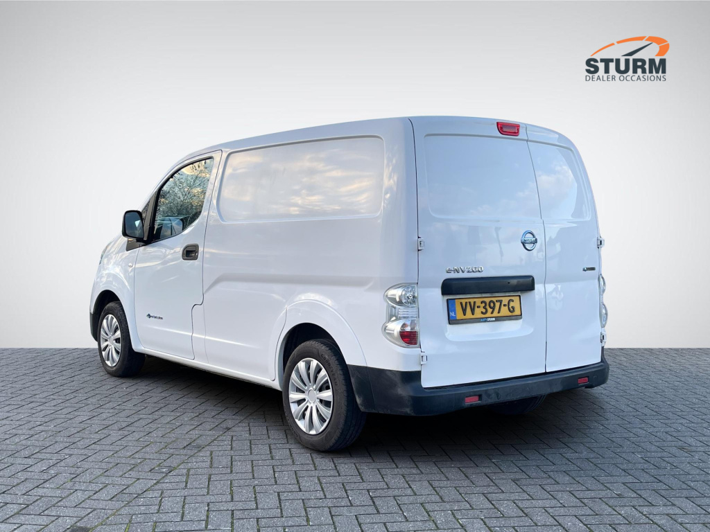 Nissan E-nv200