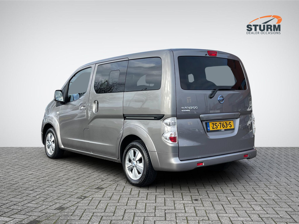 Nissan E-nv200