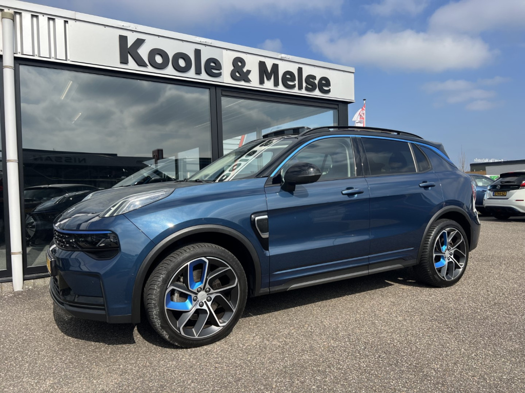 Lynk & Co 01