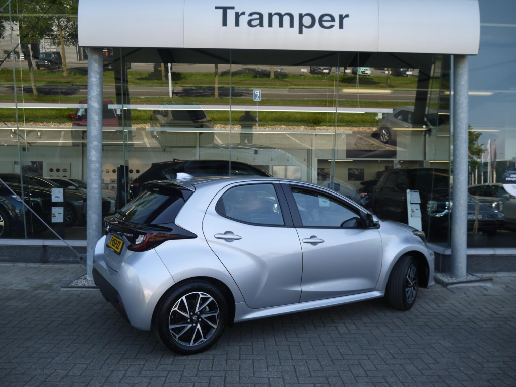 Mazda 2 Hybrid