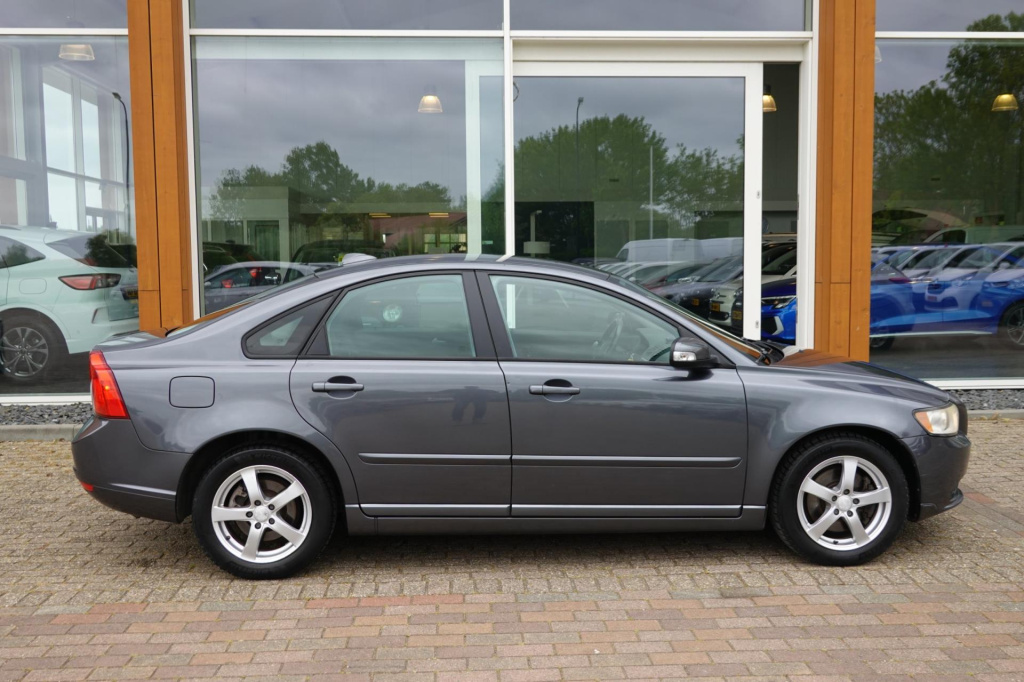 Volvo S40