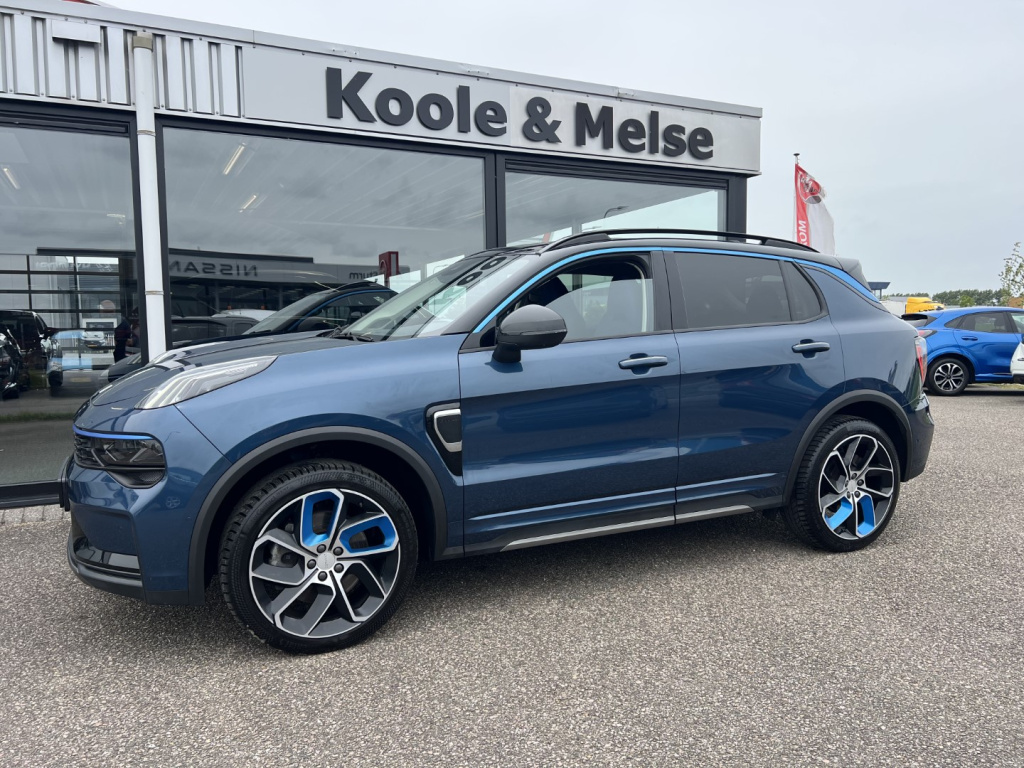 Lynk & Co 01