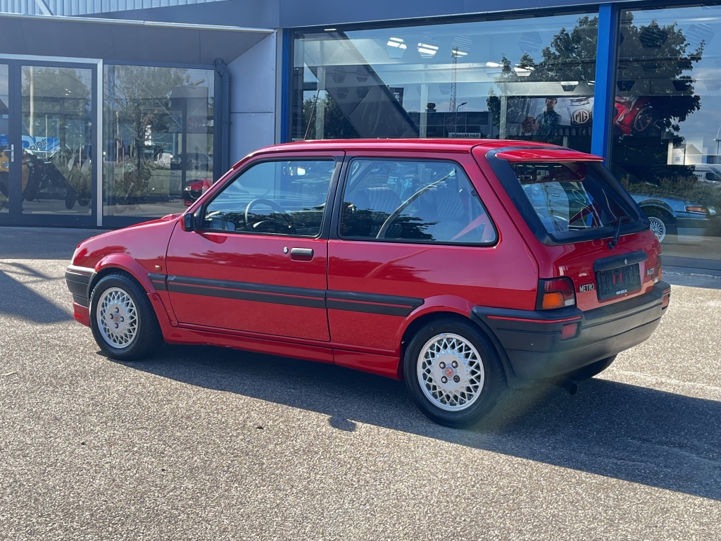Rover 100