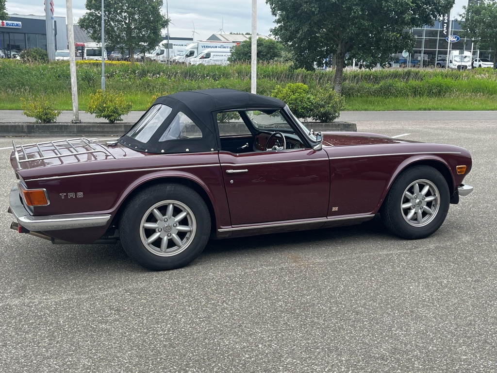 Triumph TR6