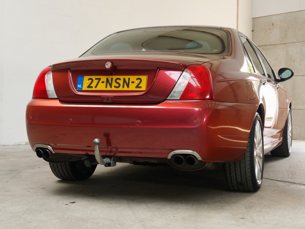 MG ZT