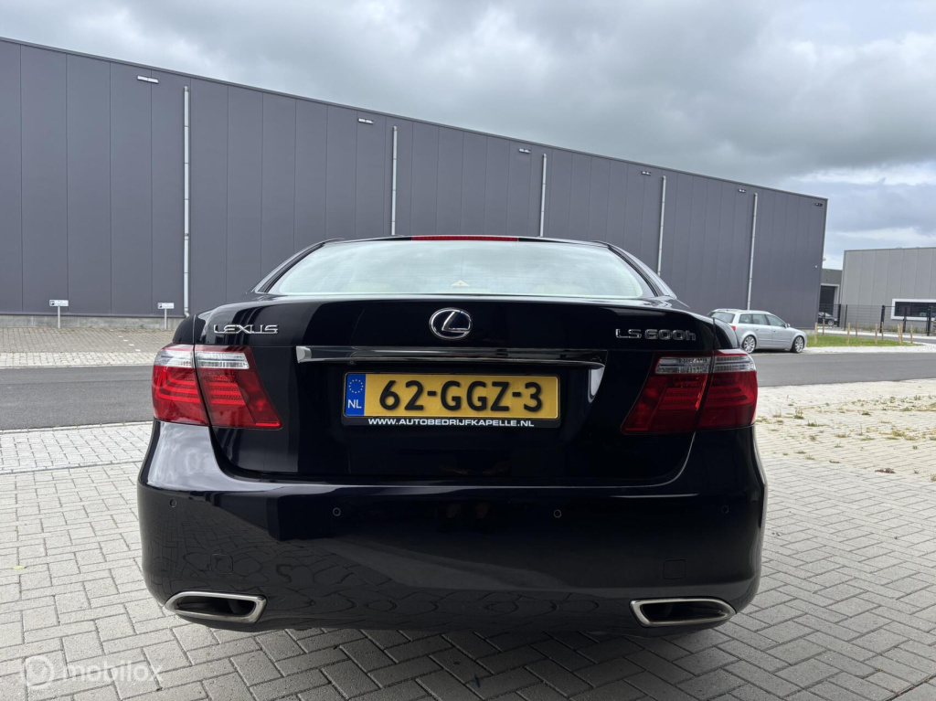 Lexus Ls