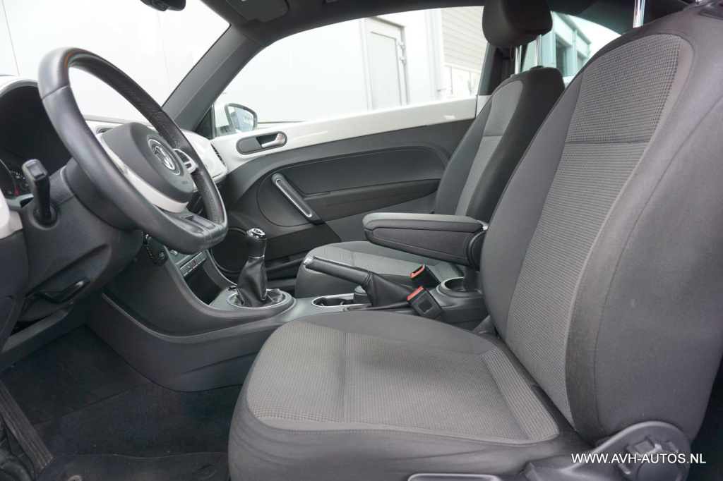 Volkswagen New Beetle