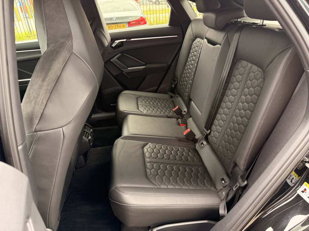 Audi Rsq3