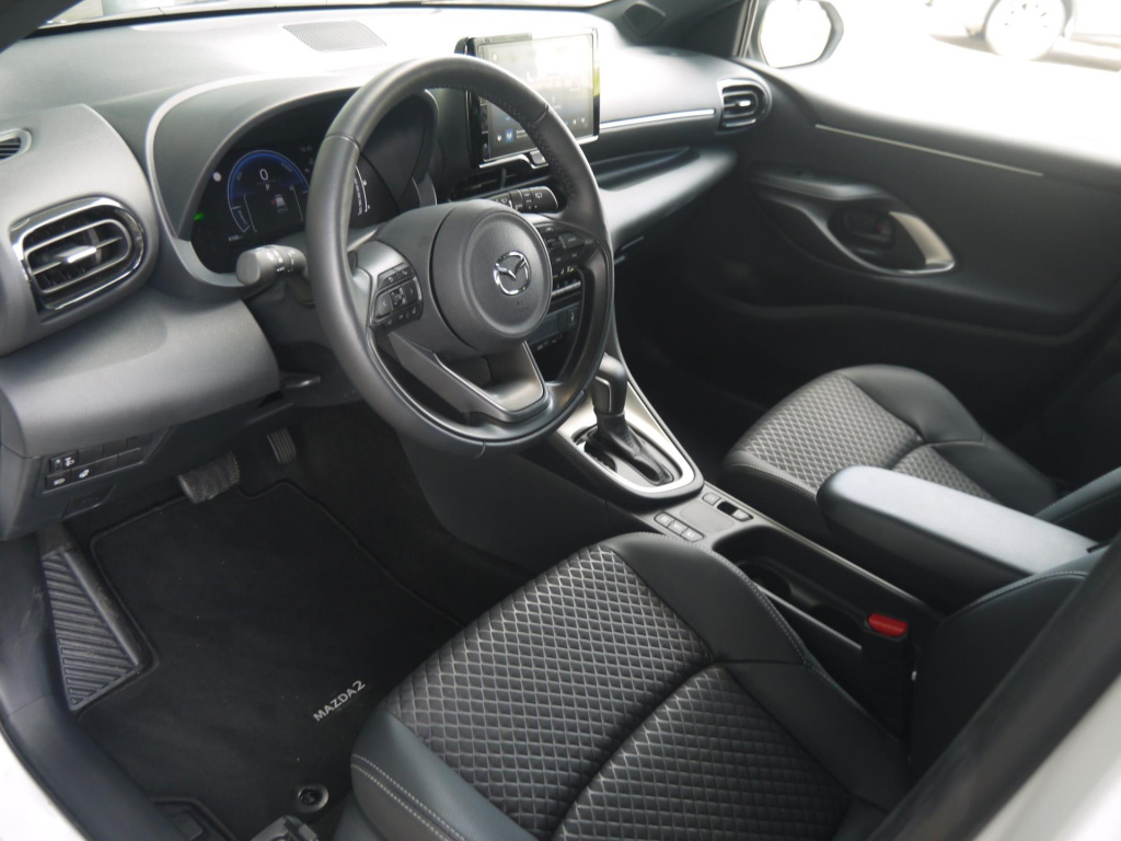 Mazda 2 Hybrid
