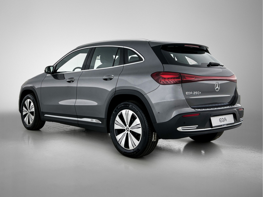 Mercedes-Benz Eqa