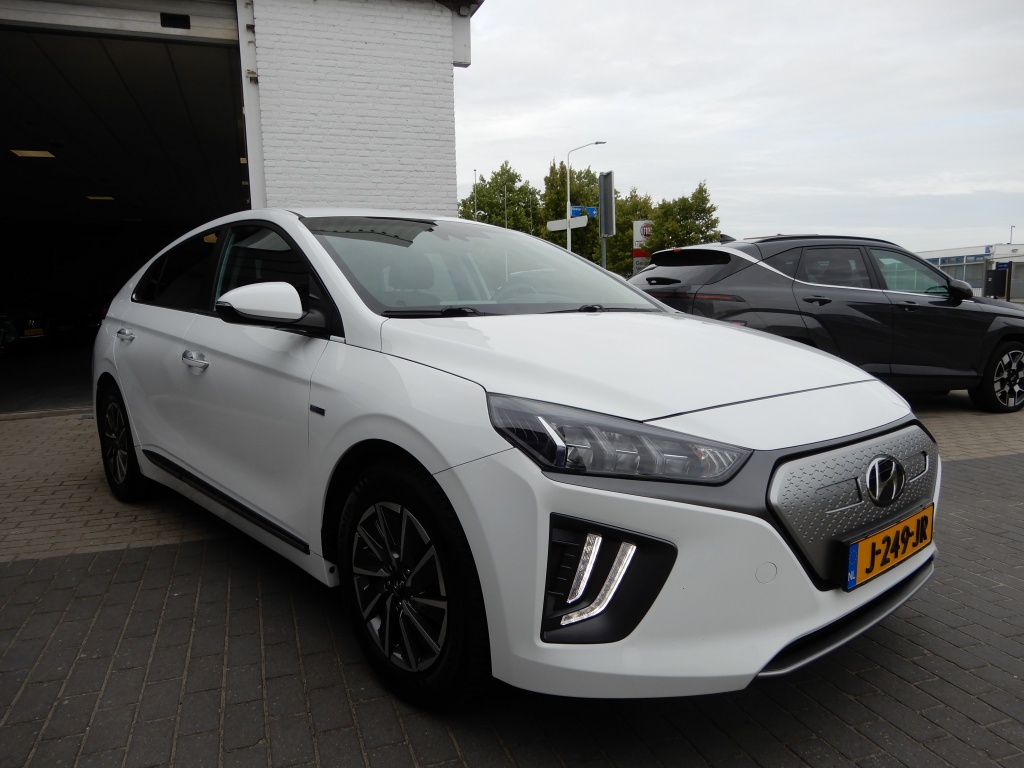 Hyundai Ioniq