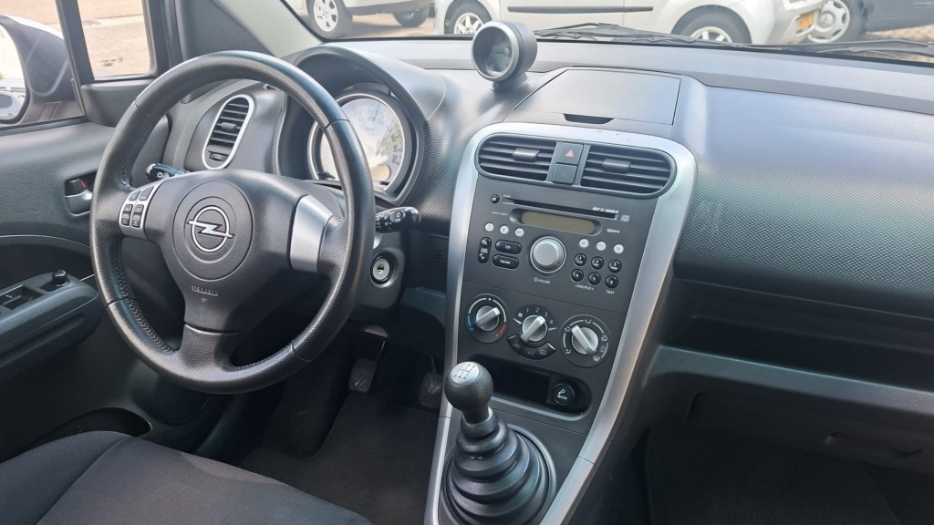 Opel Agila