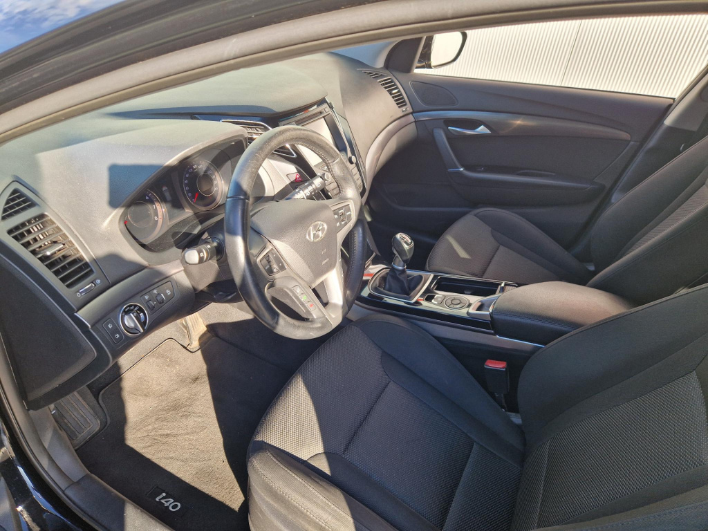 Hyundai I40