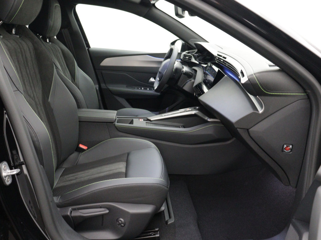 Peugeot E-308