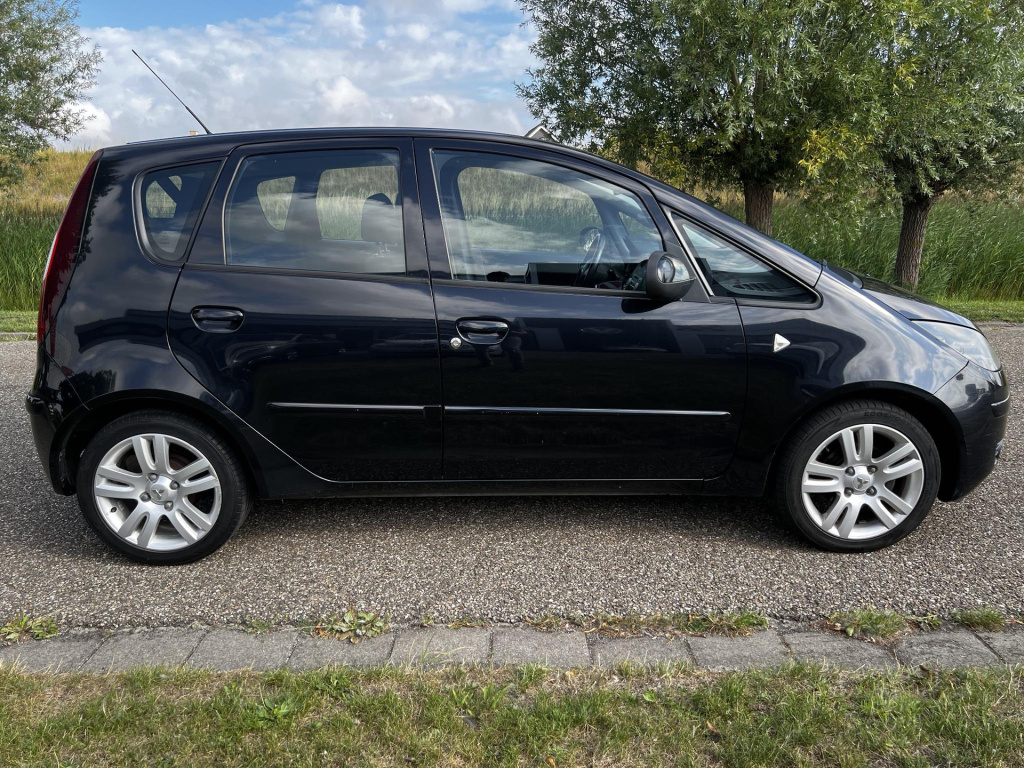 Mitsubishi Colt