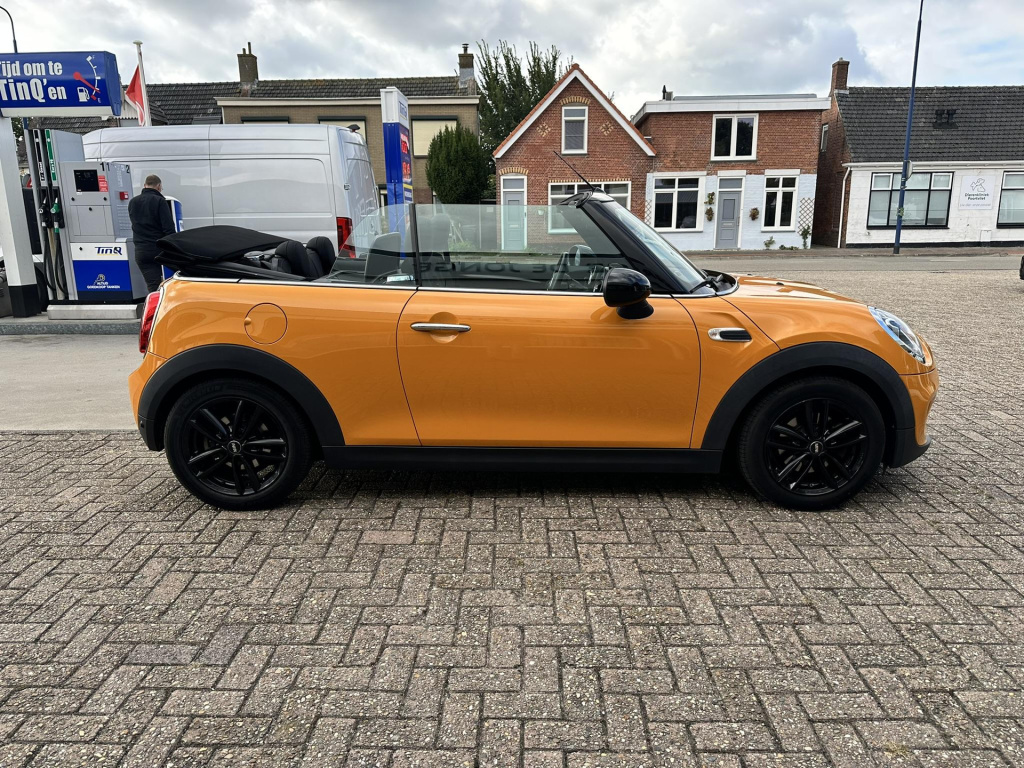 Mini Cooper Cabrio