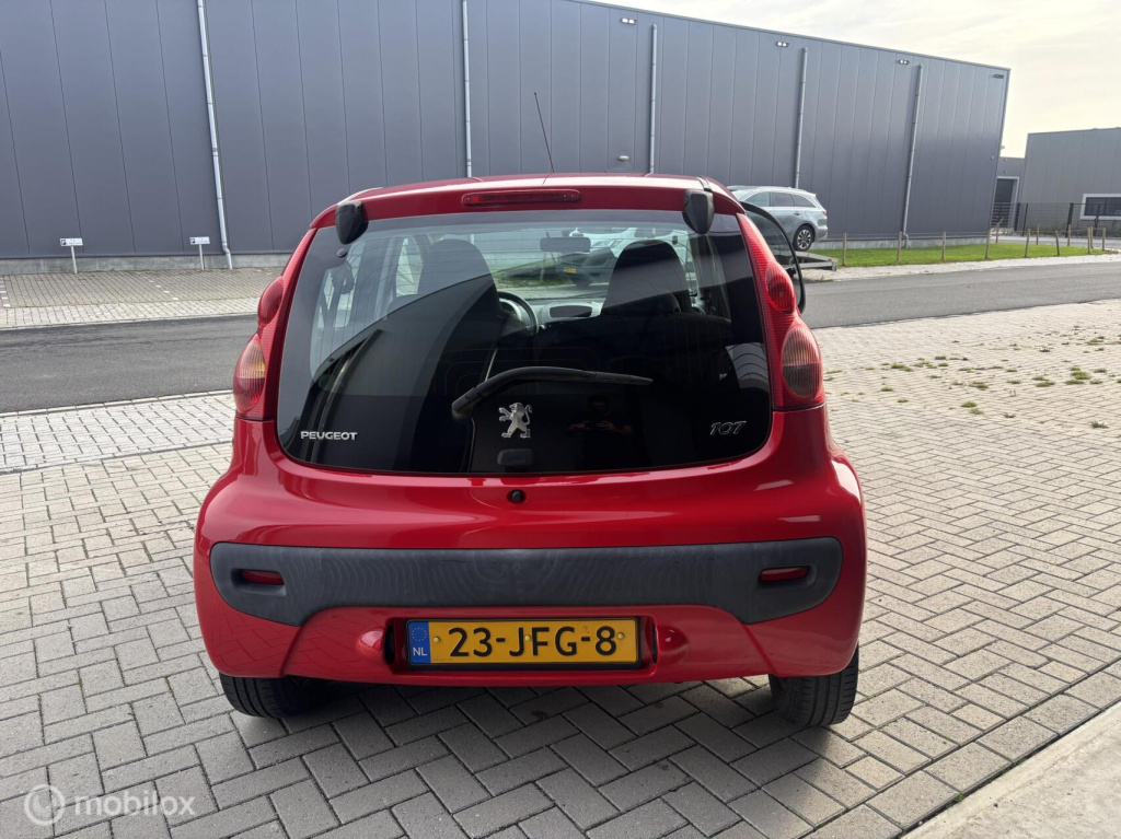 Peugeot 107
