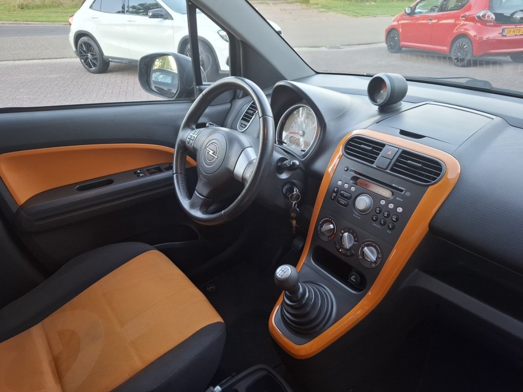 Opel Agila