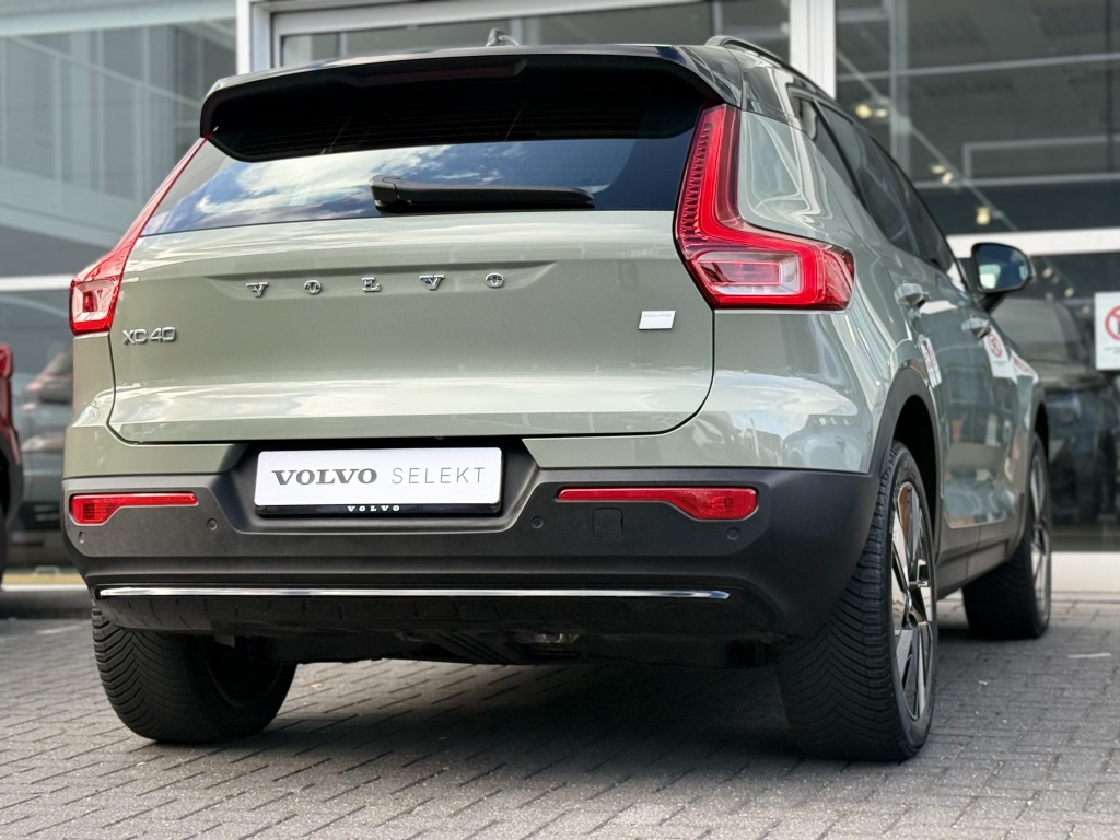 Volvo Ex40