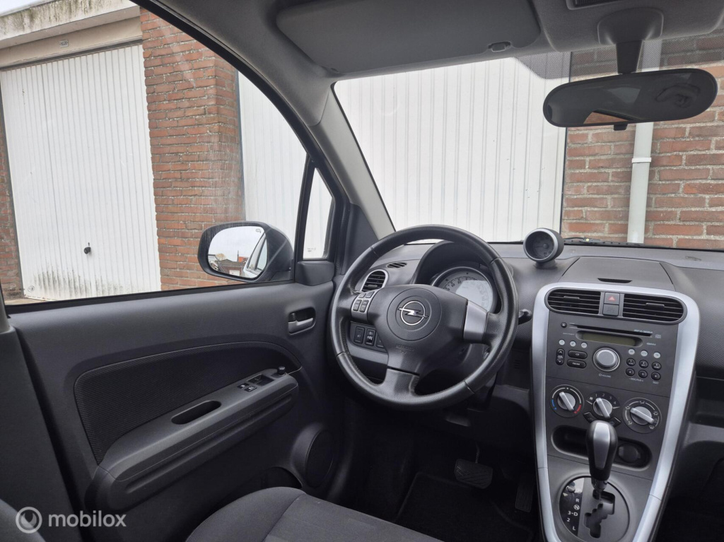 Opel Agila