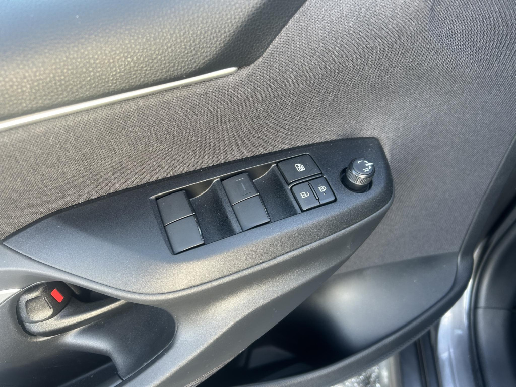 Mazda 2 Hybrid