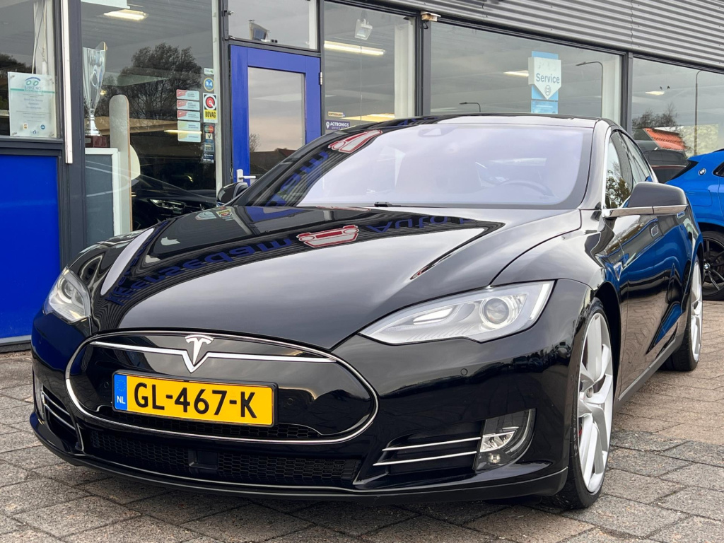 Tesla Model S