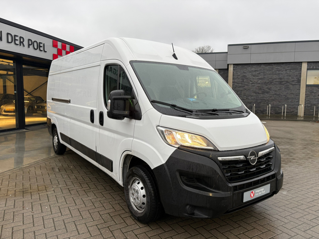 Opel Movano