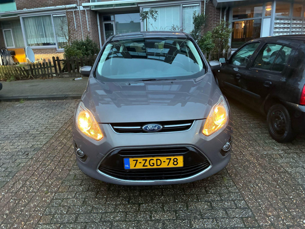 Ford C-max
