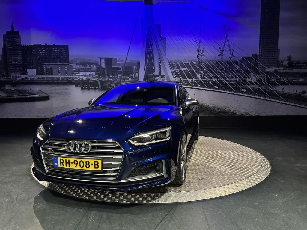 Audi S5