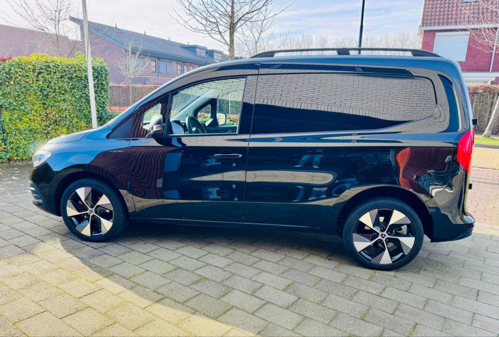 Mercedes-Benz Ecitan