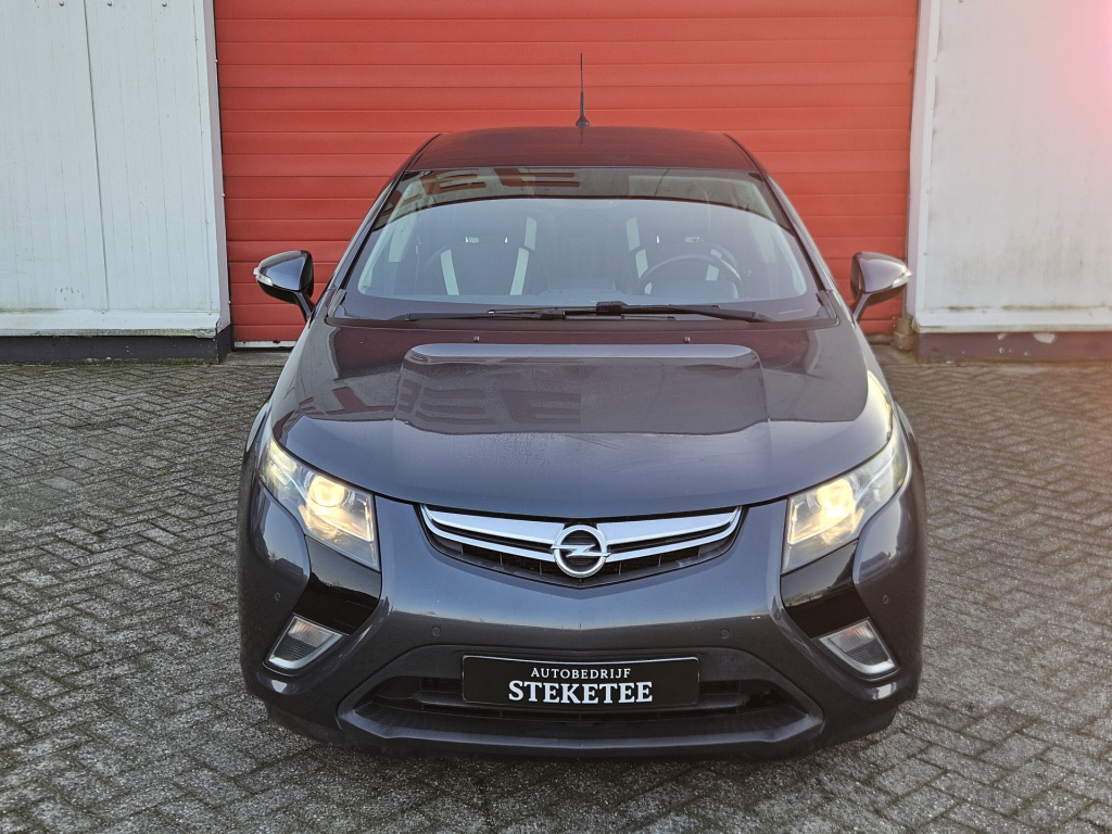 Opel Ampera