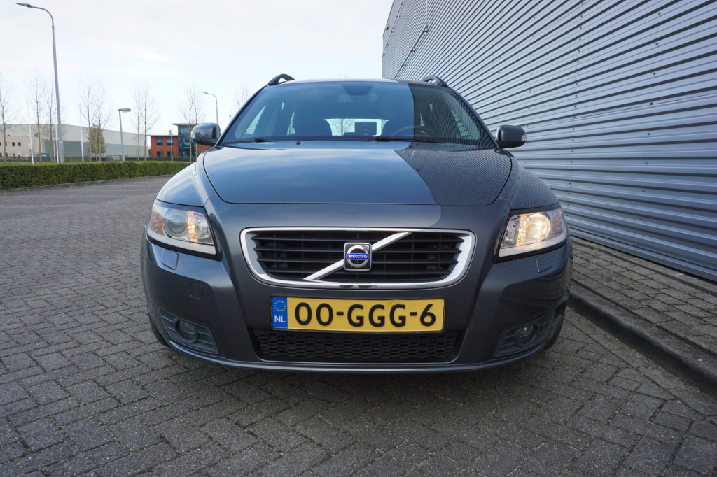 Volvo V50