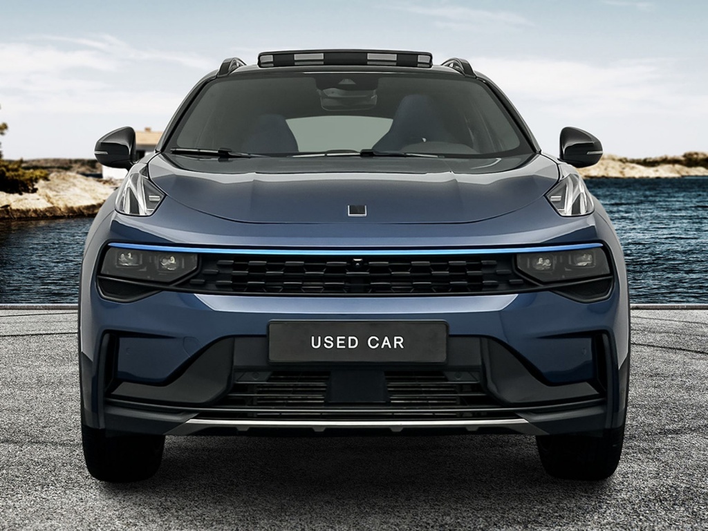 Lynk & Co 01