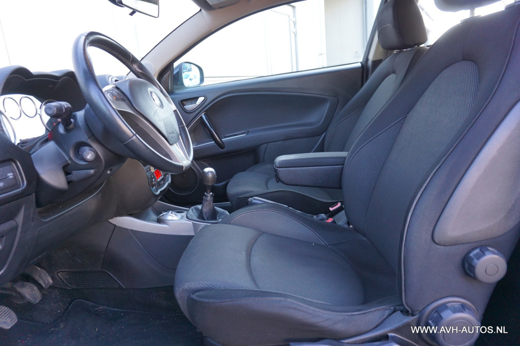 Alfa Romeo MiTo
