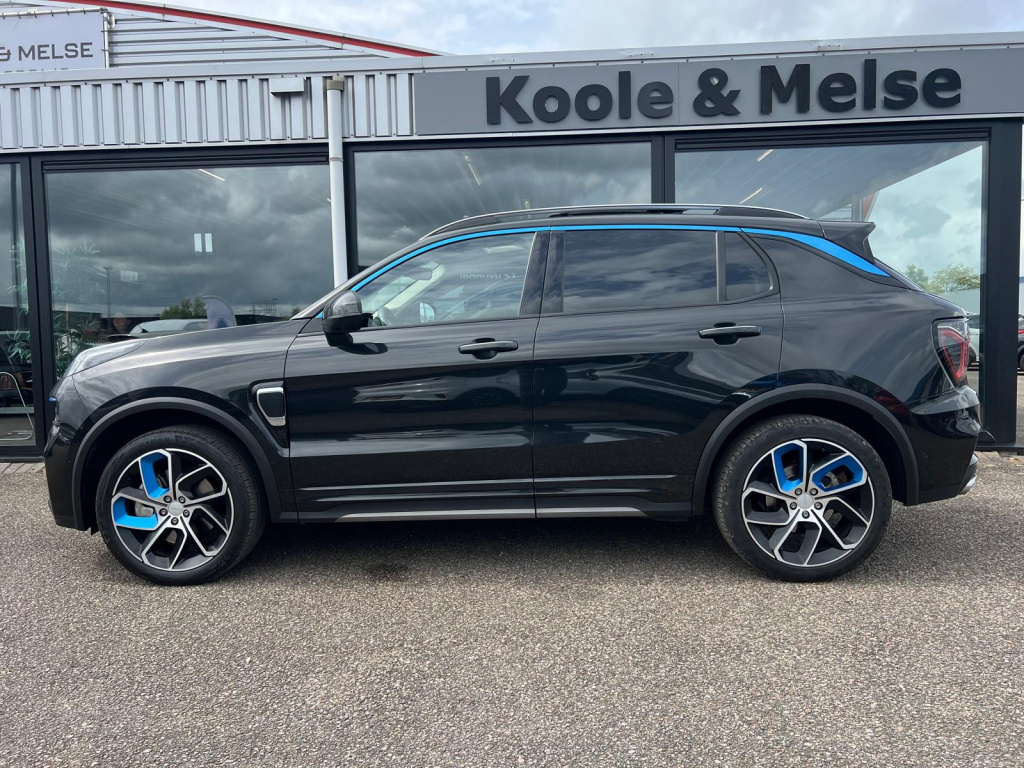 Lynk & Co 01