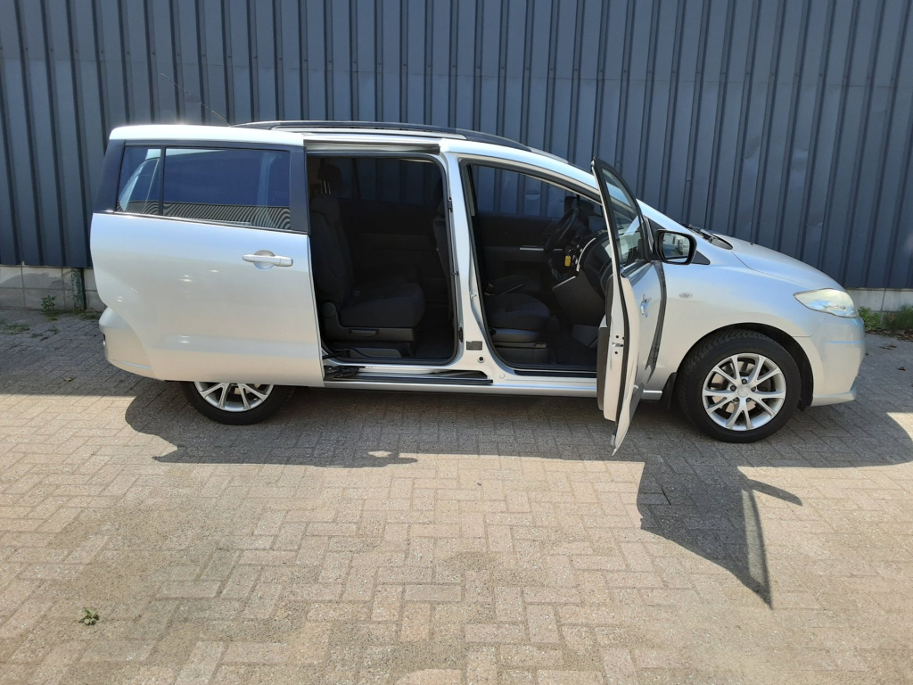 Mazda 5