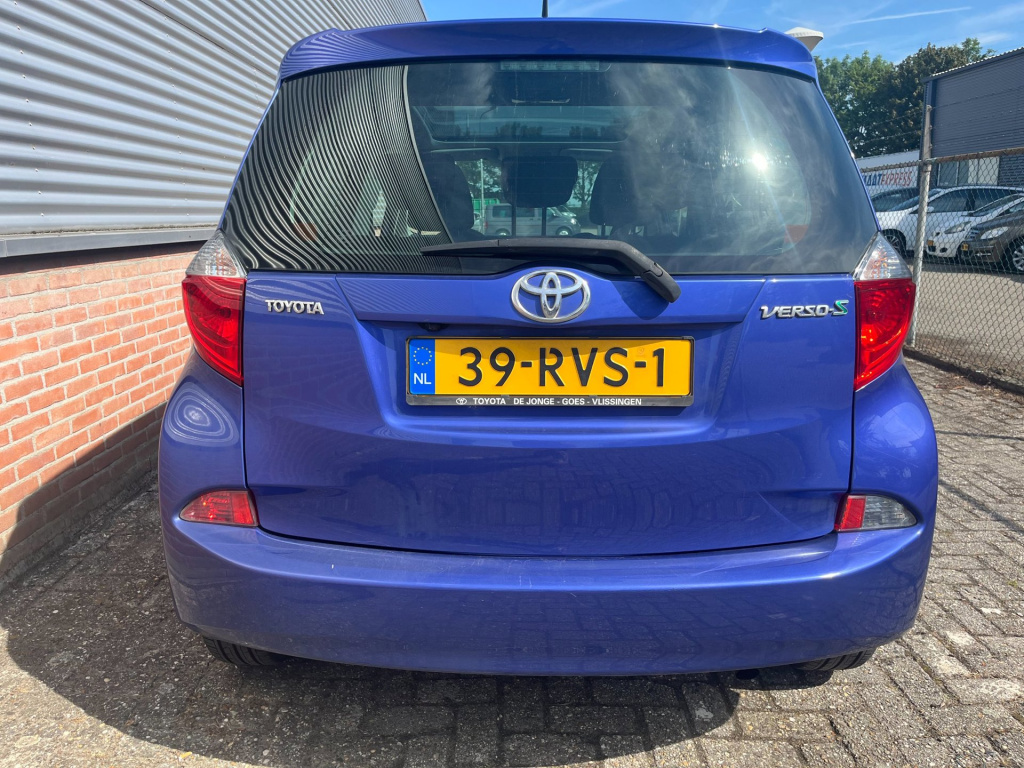 Toyota Verso-s